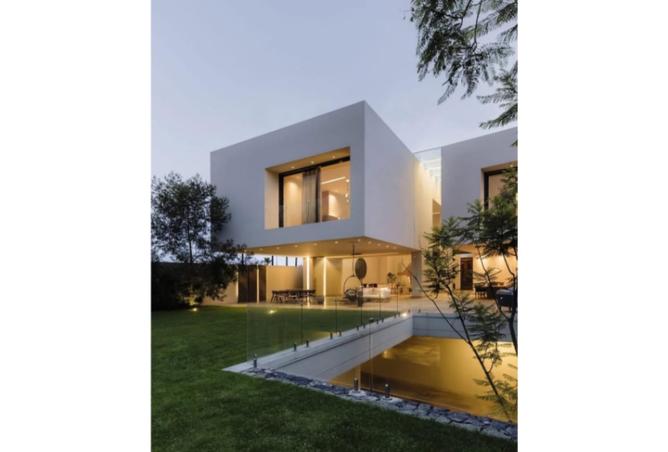 8372350 - Property Image 3