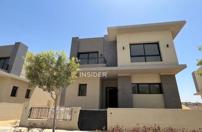 Villa - 4 Bedrooms - 4 Bathrooms for sale in Swan Lake Residence - 5th Settlement Compounds - The 5th Settlement - New Cairo City - Cairo