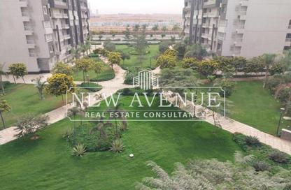 Apartment - 2 Bedrooms - 2 Bathrooms for sale in Madinaty - Cairo