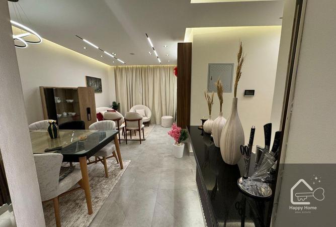 8181012 - Property Image 3