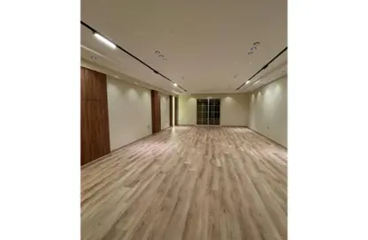 Apartment - 3 Bedrooms - 3 Bathrooms for sale in Gate 3 - Menkaure - Hadayek El Ahram - Giza