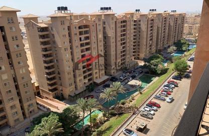 Apartment - 3 Bedrooms - 2 Bathrooms for sale in Wadi Degla St. - 3rd Sector - Zahraa El Maadi - Hay El Maadi - Cairo