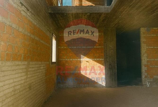 8388046 - Property Image 2