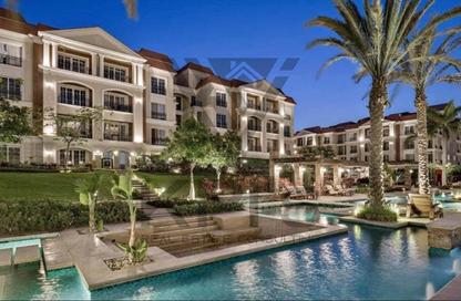 Apartment - 2 Bedrooms - 2 Bathrooms for sale in Regent's Square - 5th Settlement Compounds - The 5th Settlement - New Cairo City - Cairo