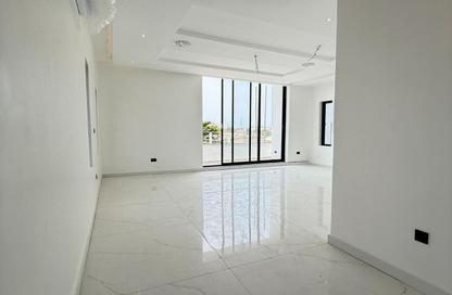 Apartment - 3 Bedrooms - 3 Bathrooms for sale in Village West - Sheikh Zayed Compounds - Sheikh Zayed City - Giza
