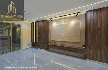 شقة - 3 غرف نوم - 2 حمامات للبيع في البوابة الرابعة القديمة - حورس - حدائق الاهرام - الجيزة