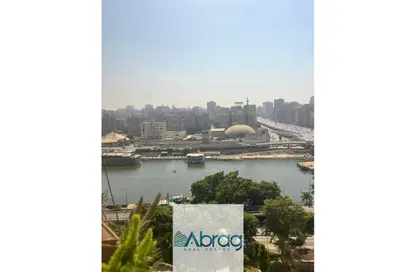 Apartment - 4 Bedrooms - 3 Bathrooms for sale in Zamalek - Cairo