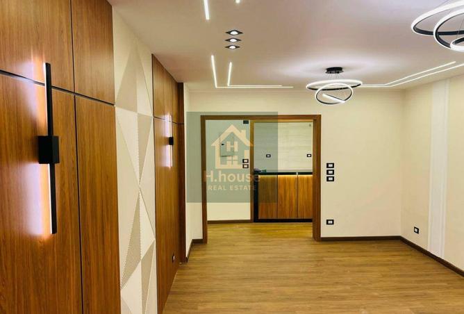 8215986 - صورة العقار 3