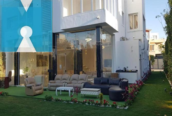 8193209 - Property Image 2