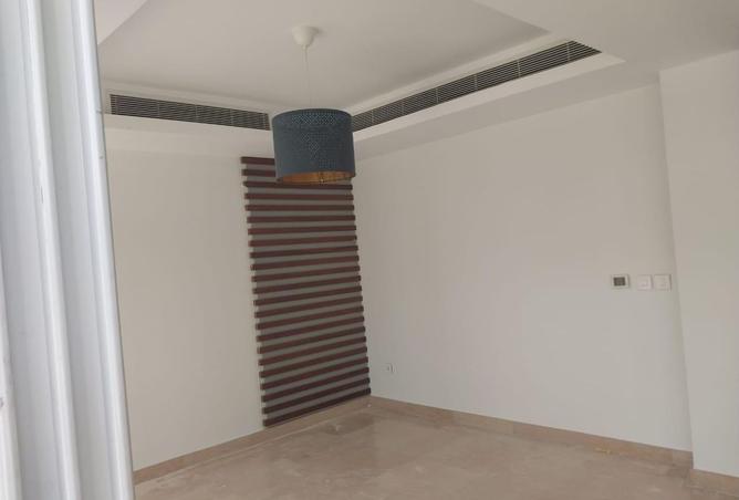 8233618 - Property Main Image