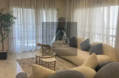 Apartment - 4 Bedrooms - 3 Bathrooms for rent in Stone Residence - 5th Settlement Compounds - The 5th Settlement - New Cairo City - Cairo