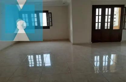 شقة - 3 غرف نوم - 2 حمامات للبيع في طيبة جاردنز - التوسعات الشمالية - مدينة 6 أكتوبر - الجيزة