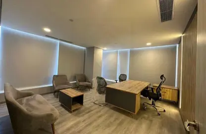 مساحات مكتبية - استوديو - 4 حمامات للايجار في ووك اوف كايرو - كمبوندات الشيخ زايد - الشيخ زايد - الجيزة