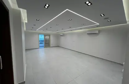 Apartment - 3 Bedrooms - 4 Bathrooms for sale in Al Ahrar St. - Mohandessin - Giza Apartment - 3 Bedrooms - 4 Bathrooms for sale in Al Ahrar St. - Mohandessin - Giza