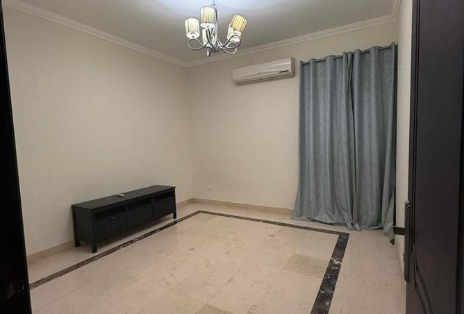 8379206 - Property Image 3