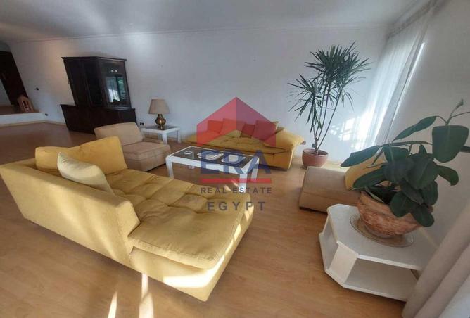 7929559 - Property Image 2