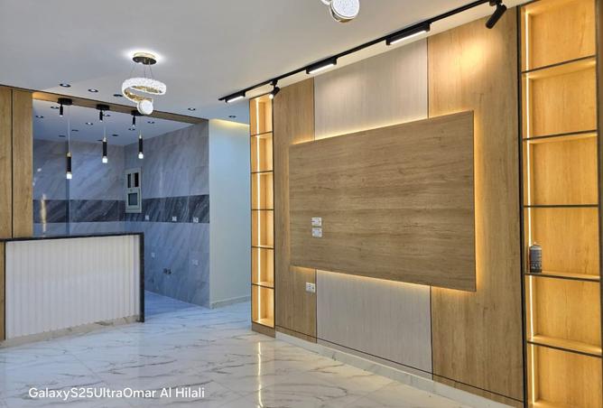 8334657 - Property Image 2