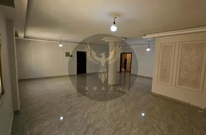 Apartment - 4 Bedrooms - 2 Bathrooms for rent in 5th Settlement Compounds - The 5th Settlement - New Cairo City - Cairo
