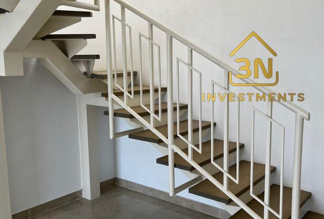 8401158 - Property Image 3