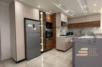 Apartment - 2 Bedrooms - 2 Bathrooms for sale in Sun Capital - Fayoum Desert road - 6 October City - Giza