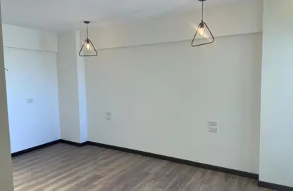 Apartment - 3 Bedrooms - 3 Bathrooms for rent in Mountain View iCity - 5th Settlement Compounds - The 5th Settlement - New Cairo City - Cairo