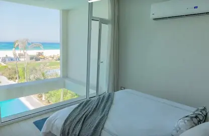 Chalet - 2 Bedrooms - 3 Bathrooms for sale in Hacienda West - Ras Al Hekma - North Coast