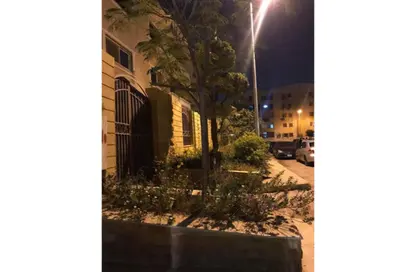 Apartment - 3 Bedrooms - 1 Bathroom for sale in 1st District - Sheikh Zayed City - Giza
