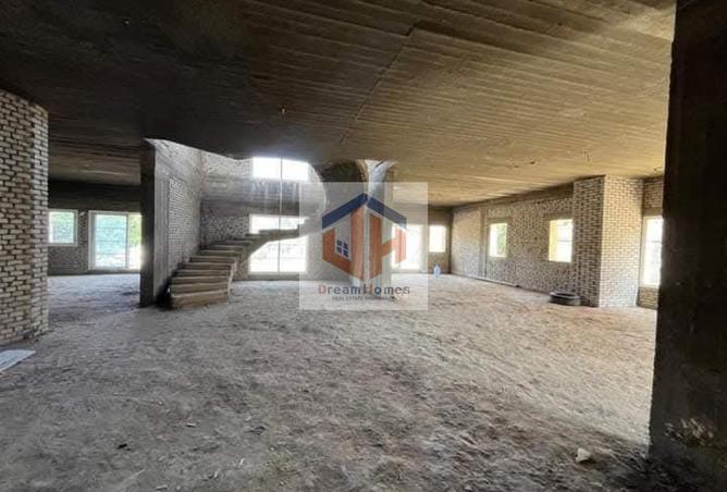 8319456 - Property Image 2