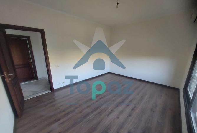 8221035 - Property Image 3