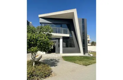 فيلا - 5 غرف نوم - 5 حمامات للبيع في لايف فيو - كمبوندات الشروق - مدينة الشروق - القاهرة