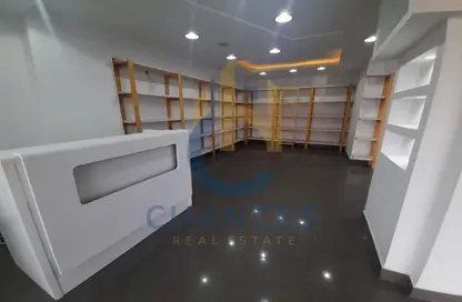 Shop - Studio for sale in Al Nasr St. - El Laselky - New Maadi - Hay El Maadi - Cairo