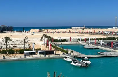 شاليه - 4 غرف نوم - 3 حمامات للبيع في مراسي - سيدي عبد الرحمن - الساحل الشمالي