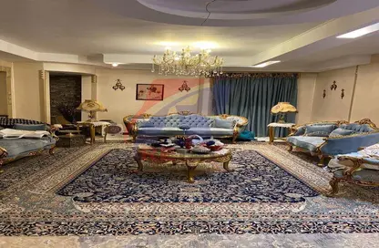 Apartment - 3 Bedrooms - 3 Bathrooms for sale in Nagaty Serag St. - 8th Zone - Nasr City - Cairo
