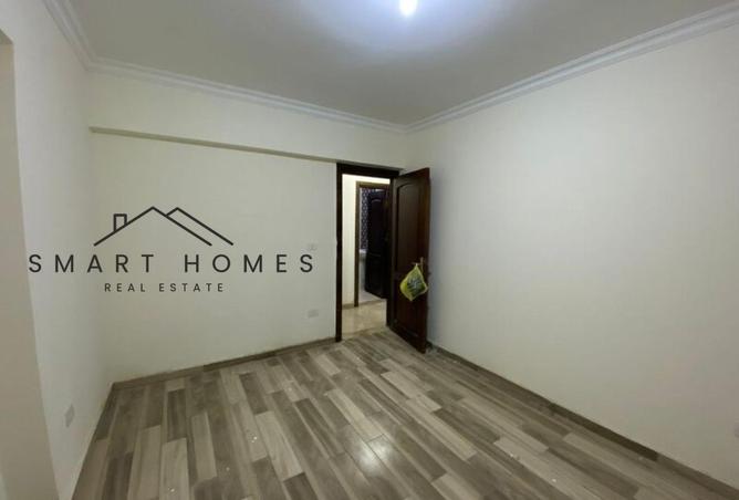8041770 - Property Image 3
