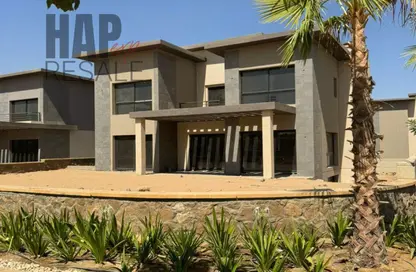 Villa - 4 Bedrooms - 4 Bathrooms for sale in Swan Lake Residence - 5th Settlement Compounds - The 5th Settlement - New Cairo City - Cairo Villa - 4 Bedrooms - 4 Bathrooms for sale in Swan Lake Residence - 5th Settlement Compounds - The 5th Settlement - New Cairo City - Cairo