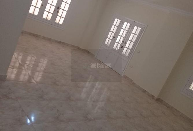 8011615 - Property Image 3
