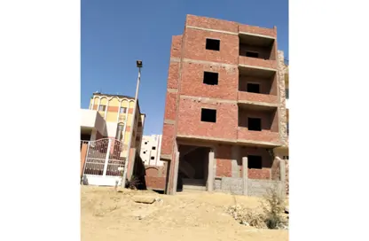 بناية كاملة - 3 غرف نوم - 1 حمام للبيع في الحي السادس - مدينة بدر - القاهرة