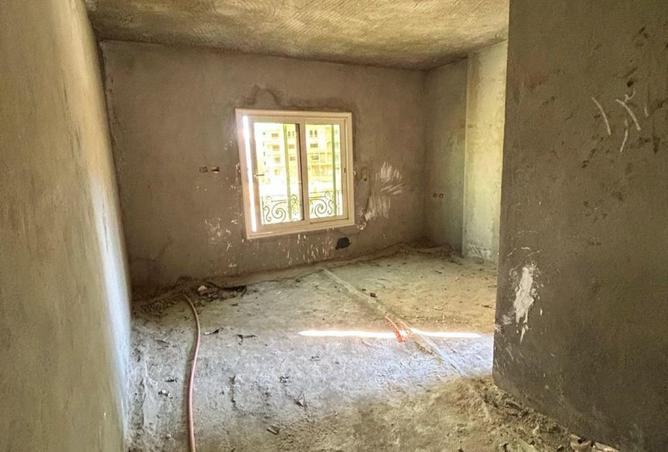 8218200 - Property Image 2