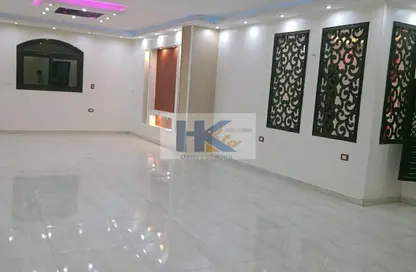 Apartment - 3 Bedrooms - 2 Bathrooms for rent in Al Sabah Mosque St. - El Haram - Hay El Haram - Giza