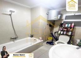 Apartment - 3 bedrooms - 2 bathrooms for للايجار in Smouha - Hay Sharq - Alexandria