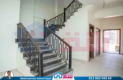 فيلا - 7 غرف نوم - 5 حمامات للبيع في سموحة - حي شرق - الاسكندرية