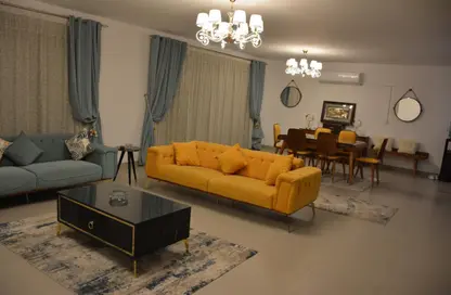 (بنتهاوس  (روف - 4 غرف نوم - 3 حمامات للبيع في نيو جيزة - طريق مصر اسكندرية الصحراوي - مدينة 6 أكتوبر - الجيزة