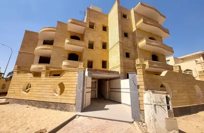 Villa - 7 Bedrooms - 7 Bathrooms for sale in Al Nabatat St. - West Somid - 6 October City - Giza