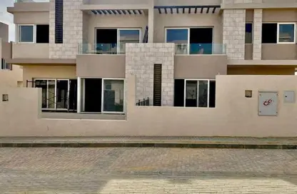 تاون هاوس - 4 غرف نوم - 5 حمامات للبيع في تواني هايد بارك - كمبوندات 6 أكتوبر - مدينة 6 أكتوبر - الجيزة