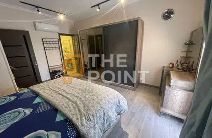 Apartment - 2 Bedrooms - 2 Bathrooms for sale in Hyde Park - New Cairo City - Cairo