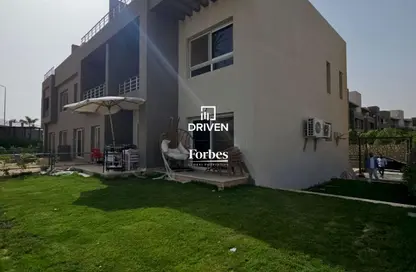 Twin House - 4 Bedrooms - 4 Bathrooms for sale in Etapa - Sheikh Zayed Compounds - Sheikh Zayed City - Giza