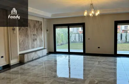 Villa - 6 Bedrooms - 5 Bathrooms for rent in Azzar - 5th Settlement Compounds - The 5th Settlement - New Cairo City - Cairo