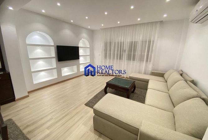 8402869 - Property Image 2