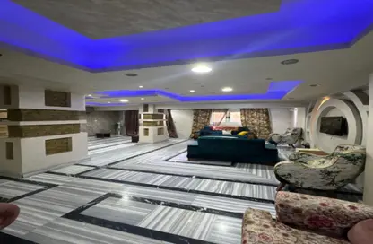 شقة - 4 غرف نوم - 2 حمامات للبيع في شارع مصطفي النحاس - المنطقة السادسة - مدينة نصر - القاهرة