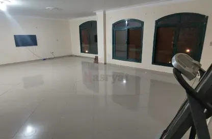 شقة - 3 غرف نوم - 2 حمامات للبيع في شارع زيزينيا - المستثمرين الجنوبية - مدينة القاهرة الجديدة - القاهرة